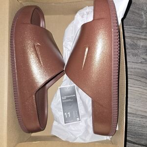 Nike Women's Metallic Brown Slippers